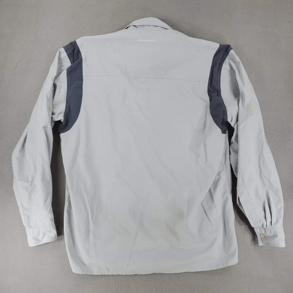 Mammut Gray Long Sleeve Men’s Size M Outdoor‎ Hiking Shirt Nylon Pockets Trail
